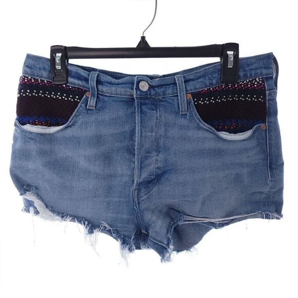 Levi's 501 Womens Size 31 Blue Distressed Button Fly Raw Hem Shorts - Picture 1 of 7